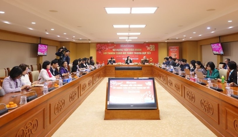 Giao dịch thanh toán dịp Tết không còn là “điểm nóng” Giao dịch thanh toán dịp Tết không còn là “điểm nóng”