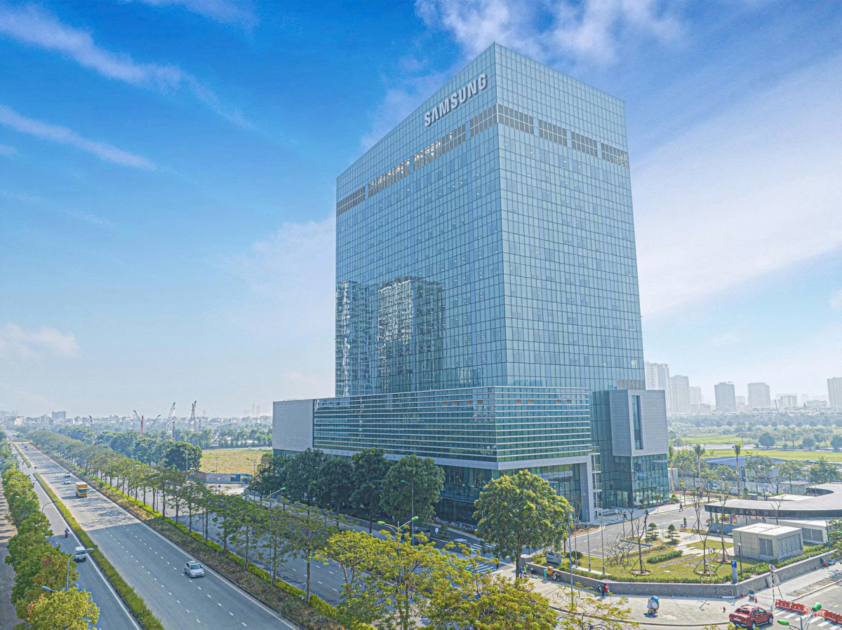 Mở cánh cửa ra thế giới, thu hút “đại bàng công nghệ”