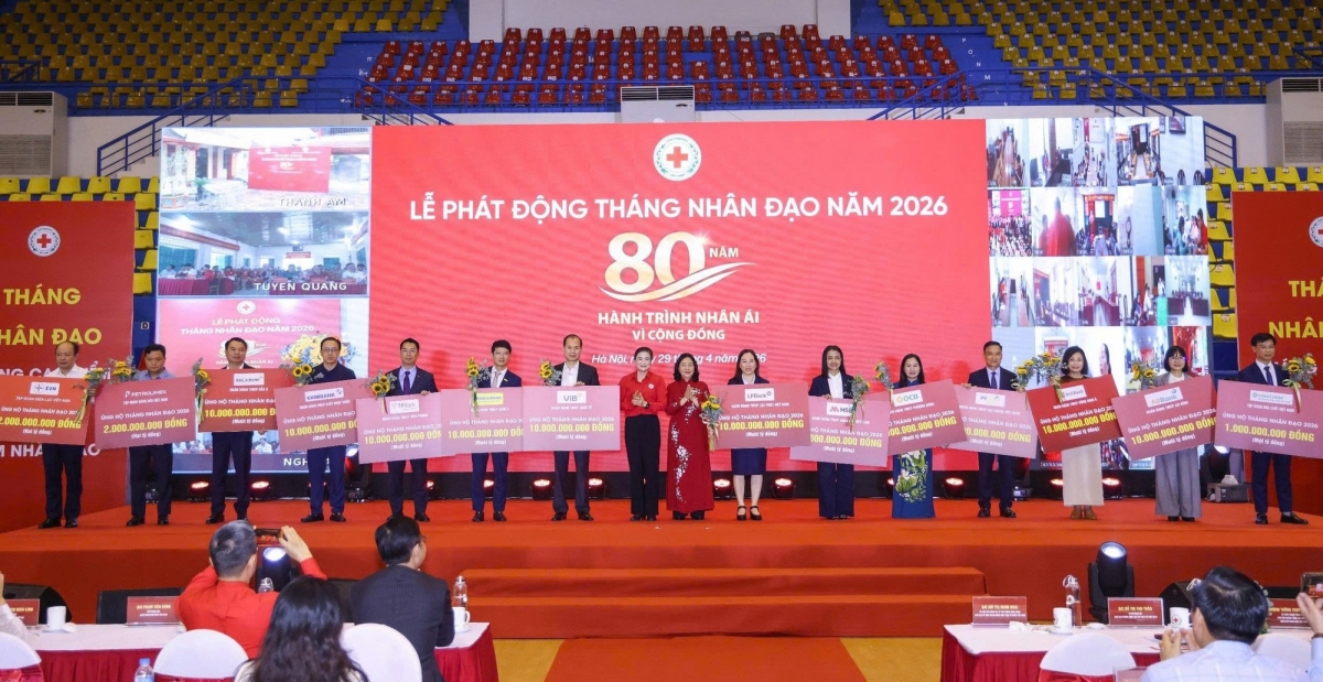 Tháng Nhân đạo 2026 tạo dấu ấn với 620 tỷ đồng ủng hộ người yếu thế