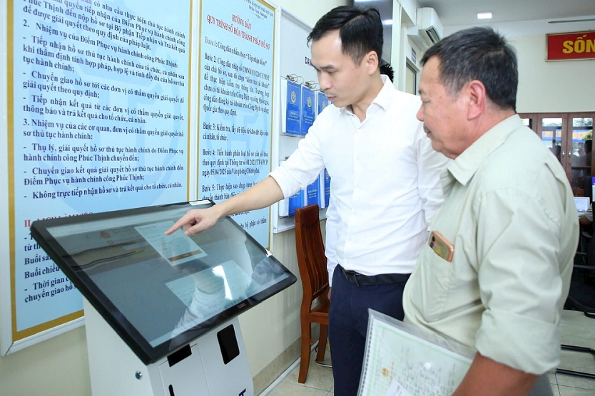 Chính phủ ban hành 8 Nghị quyết cắt giảm, phân cấp, đơn giản hóa thủ tục hành chính, điều kiện kinh doanh