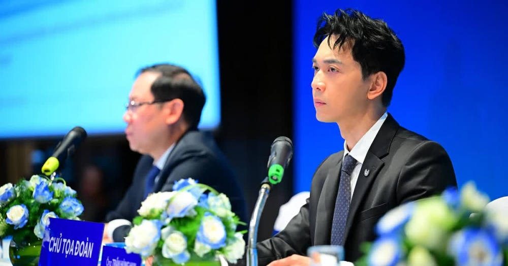 Cổ tức ngân hàng 2026: Chia tiền hôm nay hay giữ sức cho ngày mai?