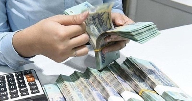 Loạt doanh nghiệp trả cổ tức bằng tiền mặt, thưởng và phát hành thêm cổ phiếu Loạt doanh nghiệp trả cổ tức bằng tiền mặt, thưởng và phát hành thêm cổ phiếu