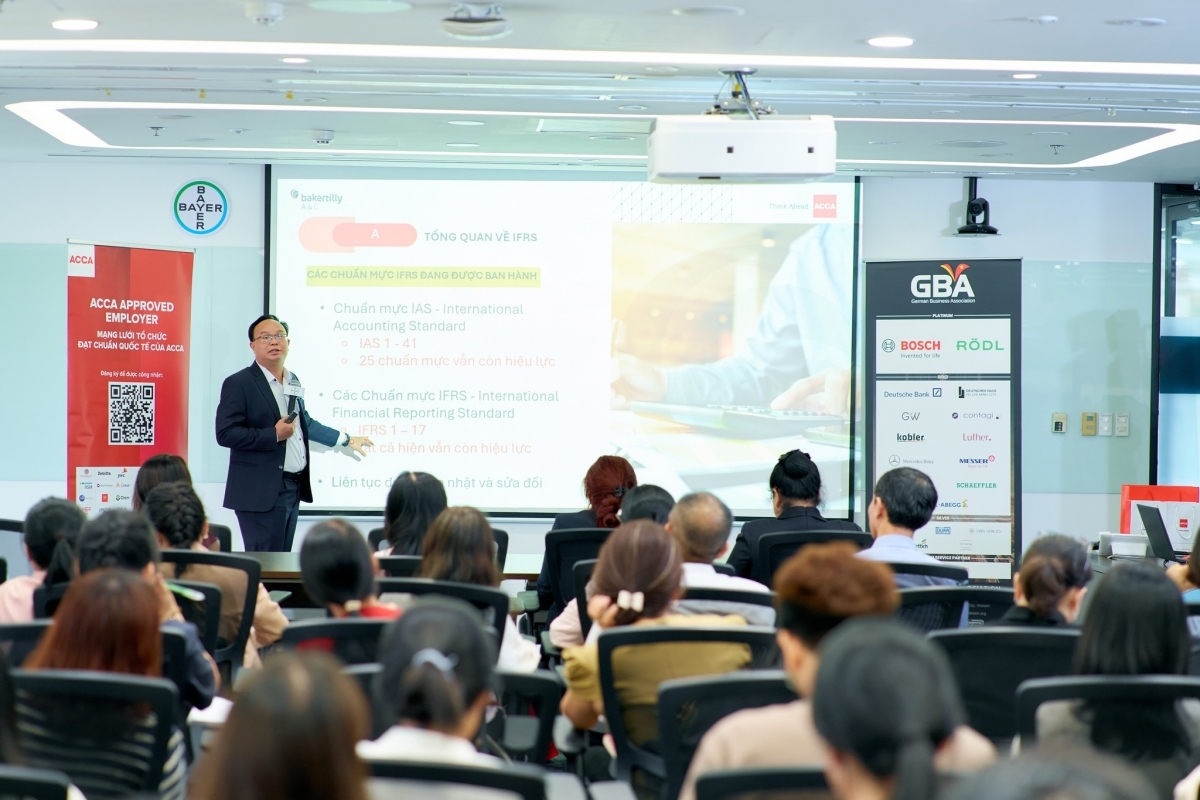 Chuẩn mực báo cáo tài chính quốc tế IFRS - ACCA đồng hành cùng Bộ Tài chính hiện thực hoá lộ trình cho doanh nghiệp Việt