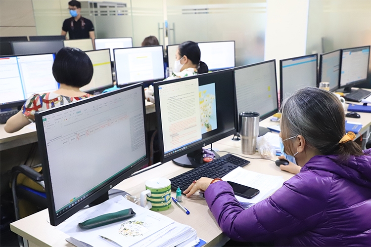 Hệ thống thông tin dữ liệu BHXH, BHYT luôn được bảo vệ an toàn tuyệt đối. Hệ thống thông tin dữ liệu BHXH, BHYT luôn được bảo vệ an toàn tuyệt đối.