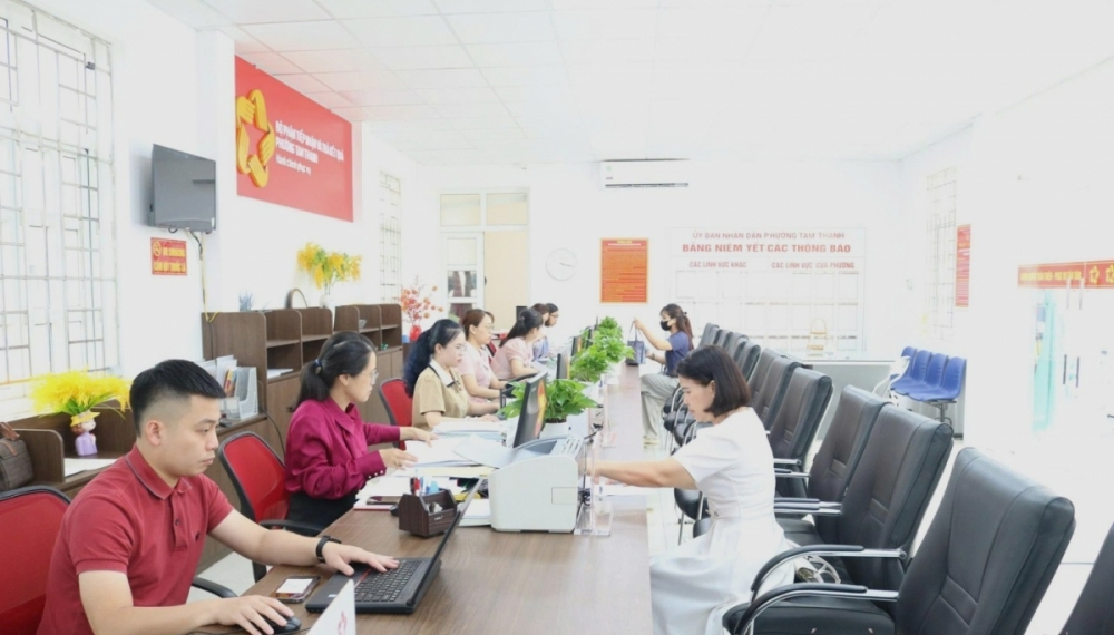 Bộ Nội vụ đề xuất tăng mạnh đãi ngộ nhân tài khu vực công, phụ cấp tới 300%