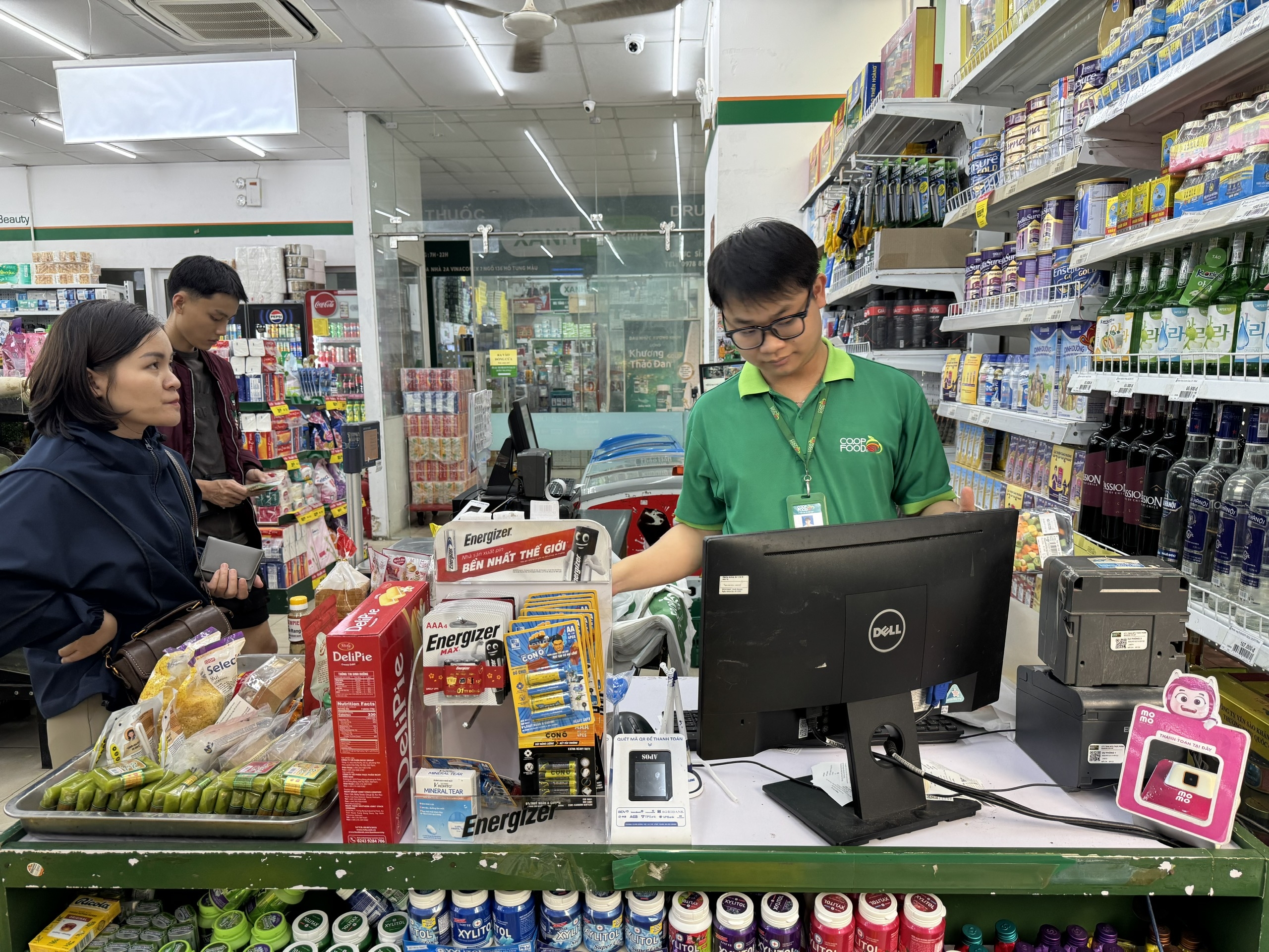 Hàng mua trả chậm từ 5 triệu đồng phải có chứng từ thanh toán không dùng tiền mặt để khấu trừ thuế