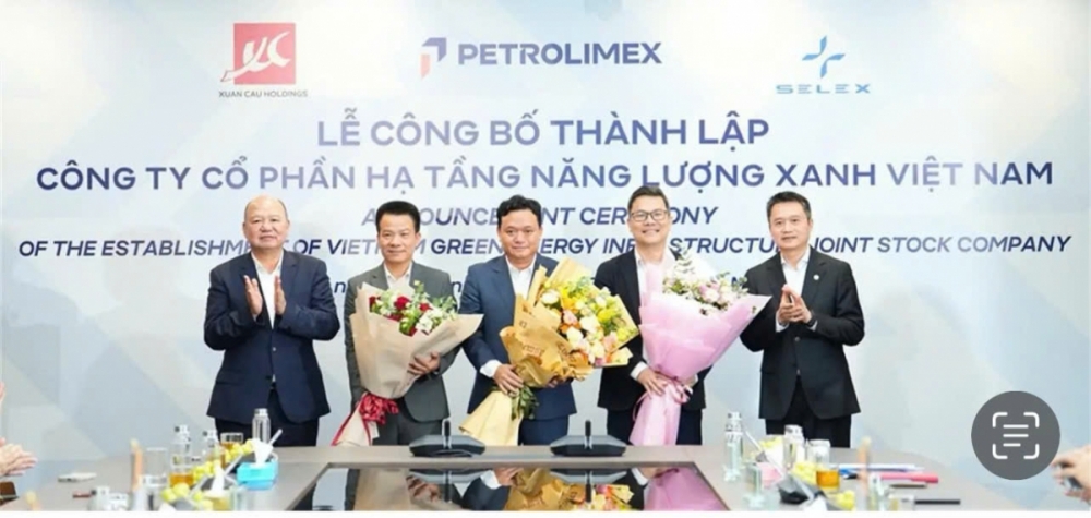 Petrolimex công bố ra mắt Công ty cổ phần Hạ tầng Năng lượng Xanh Việt Nam Petrolimex công bố ra mắt Công ty cổ phần Hạ tầng Năng lượng Xanh Việt Nam