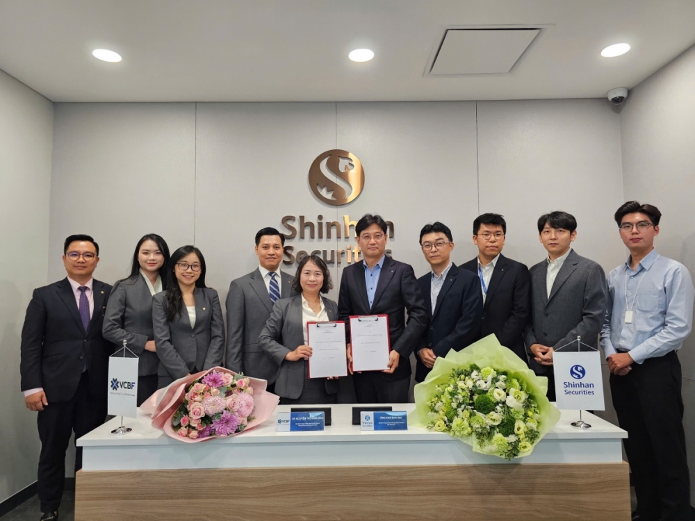 VCBF đưa 5 quỹ mở lên nền tảng đầu tư của Chứng khoán Shinhan VCBF đưa 5 quỹ mở lên nền tảng đầu tư của Chứng khoán Shinhan