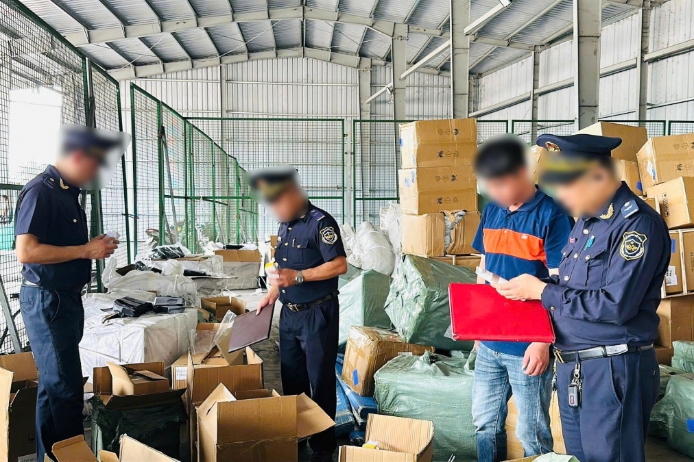 Phát hiện gần 15.000 sản phẩm mỹ phẩm, thời trang có dấu hiệu xâm phạm quyền sở hữu trí tuệ