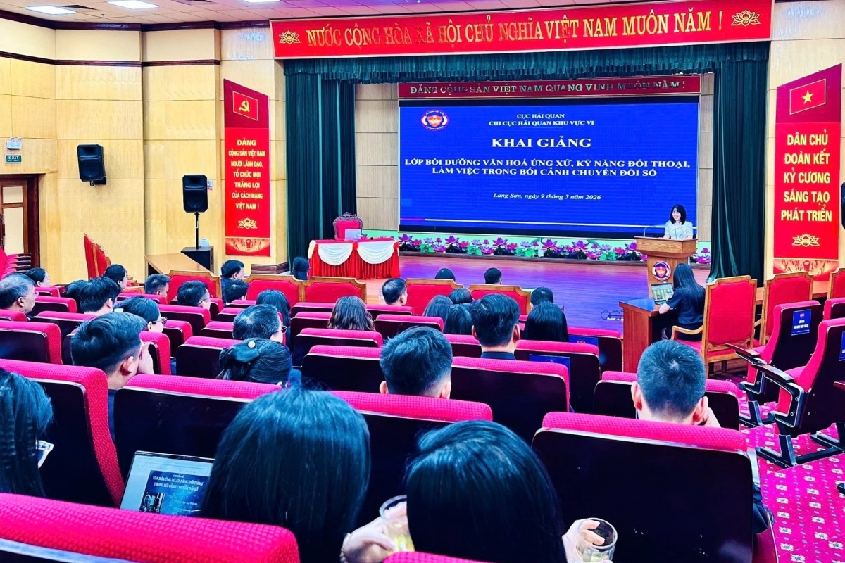 Hải quan khu vực VI: Bồi dưỡng kỹ năng đối thoại, làm việc trong môi trường số
