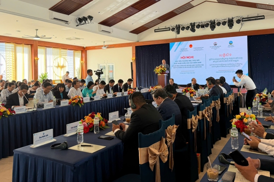 Tăng cường kết nối chuỗi cung ứng thương mại biên giới Việt Nam – Campuchia