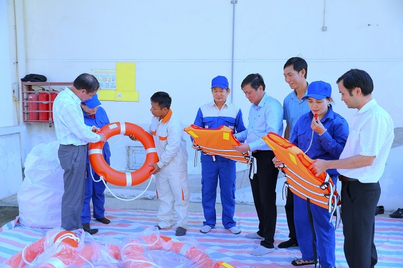 Siết chặt kỷ luật, kỷ cương trong quản lý, sử dụng tài chính, ngân sách Siết chặt kỷ luật, kỷ cương trong quản lý, sử dụng tài chính, ngân sách