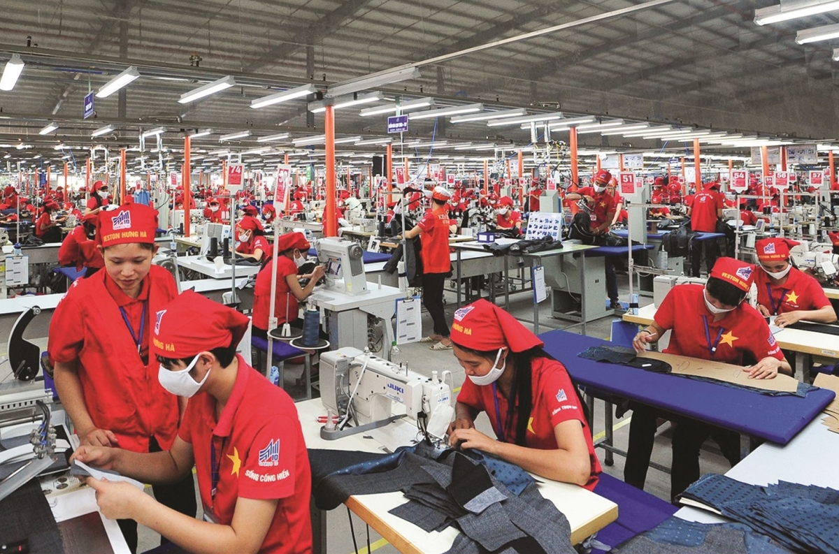 Bài 1: Biến động địa chính trị tác động như thế nào đến xuất khẩu Việt Nam?
