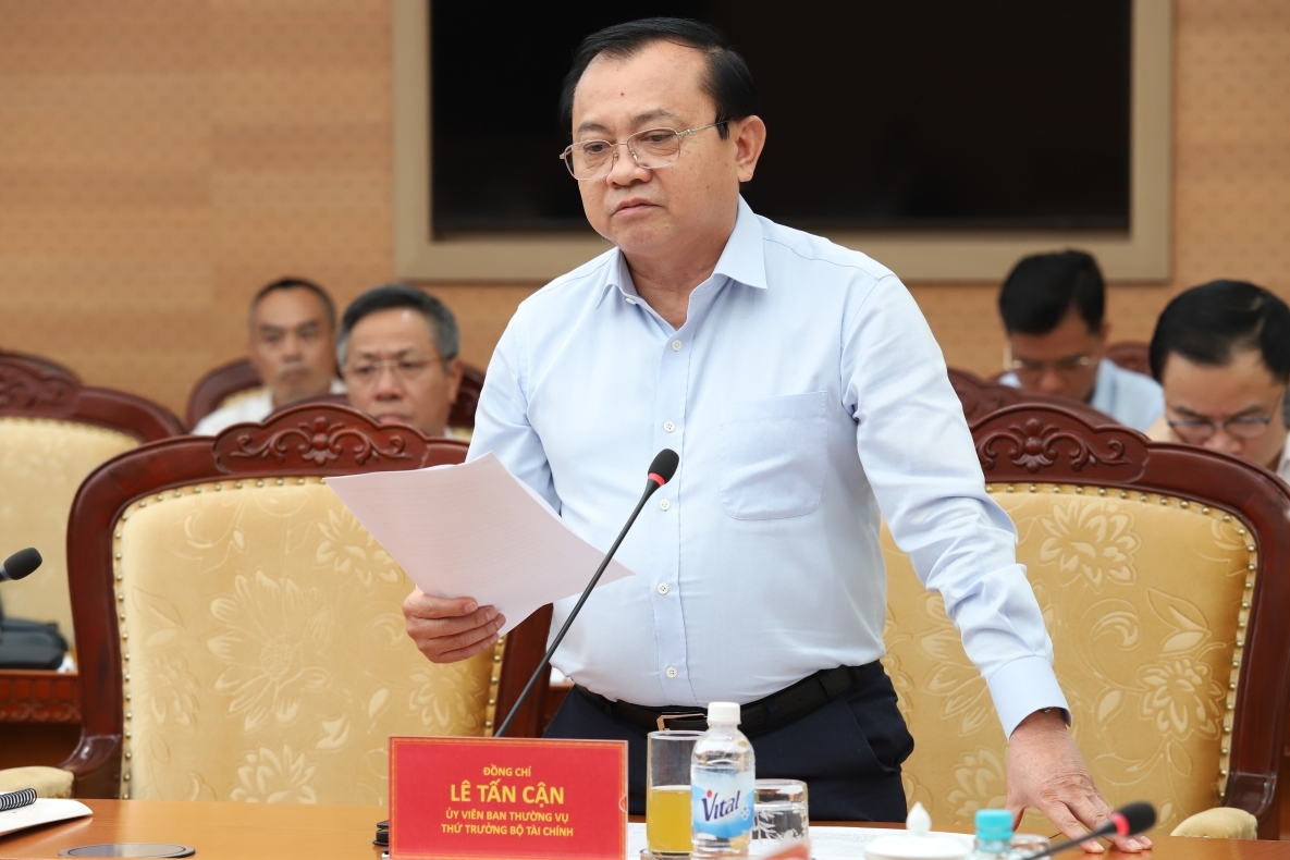 Tiếp tục phát huy hiệu quả mở rộng diện bao phủ bảo hiểm xã hội, bảo hiểm y tế