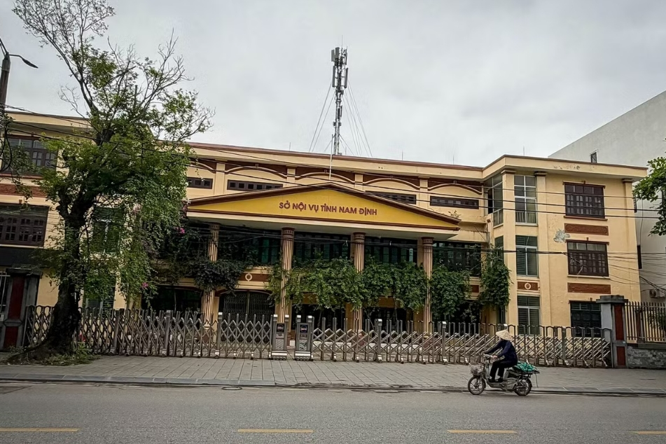 Bài 2: Nơi làm quyết liệt, nơi “bó gối” nhìn nhà, đất công bỏ không
