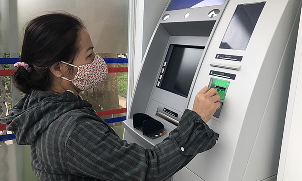Đà Nẵng: Trên 80.000 người nhận lương hưu, trợ cấp bảo hiểm xã hội qua tài khoản cá nhân