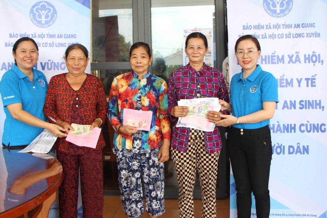 An Giang: Hơn 6.500 người dân xã đảo được hoàn tiền bảo hiểm y tế