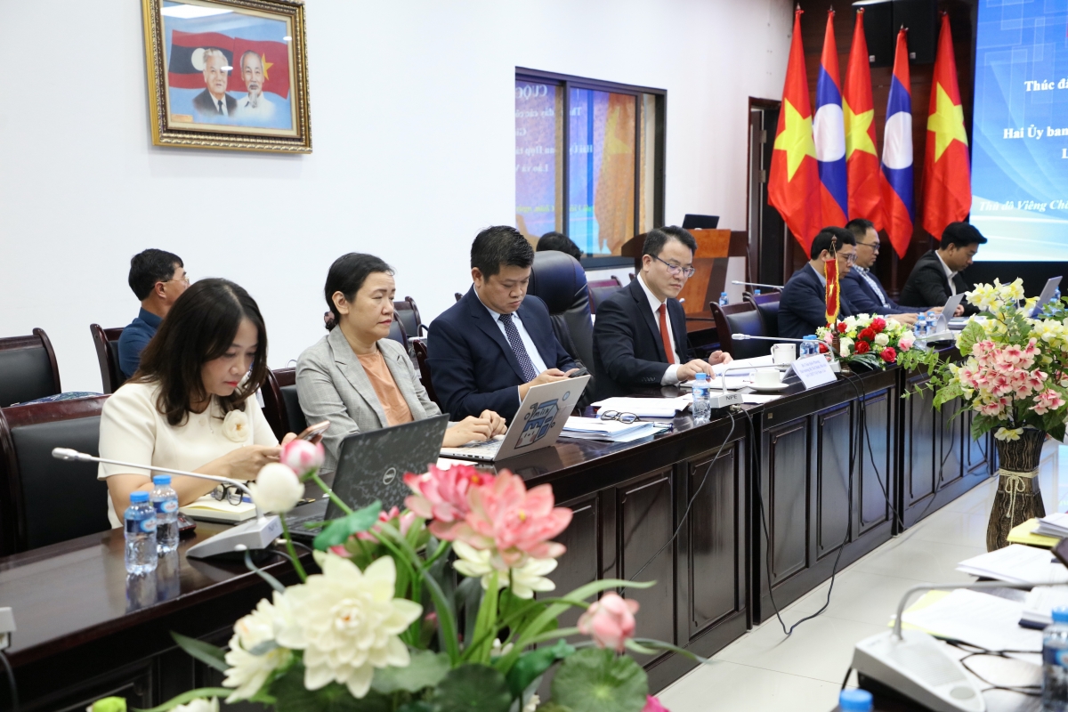 Tăng cường phối hợp toàn diện, làm sâu sắc hơn quan hệ hợp tác Việt Nam - Lào Tăng cường phối hợp toàn diện, làm sâu sắc hơn quan hệ hợp tác Việt Nam - Lào