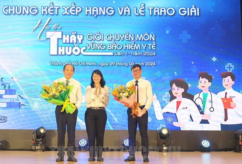 Khởi động Hội thi “Thầy thuốc giỏi chuyên môn, vững bảo hiểm y tế”