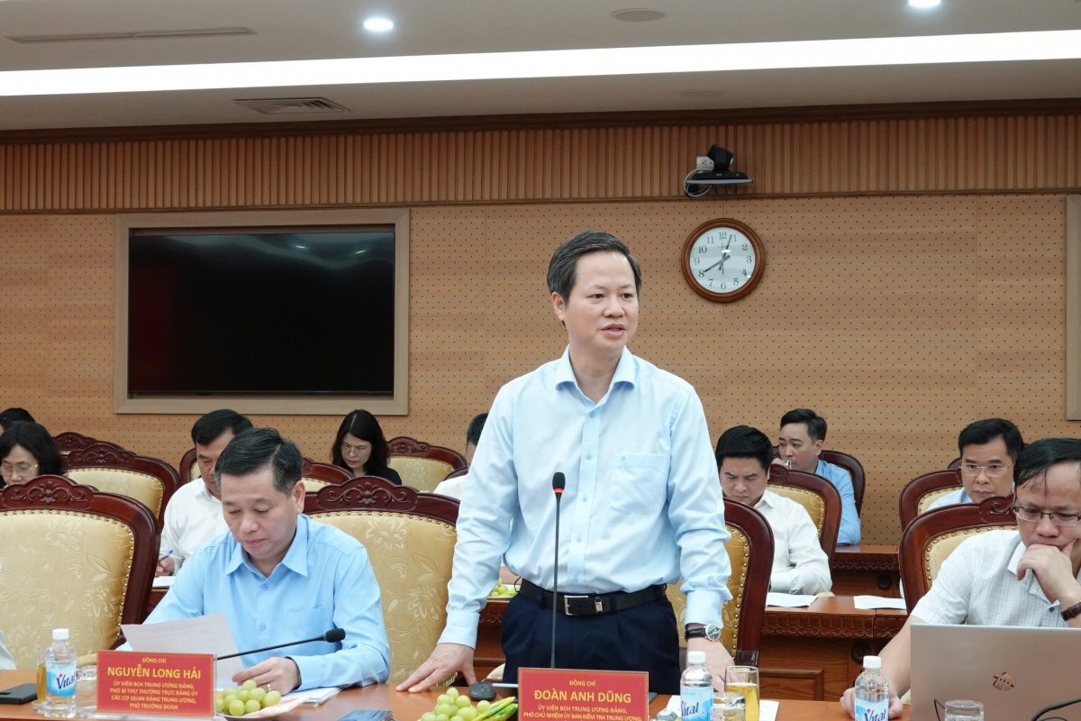 Đoàn Kiểm tra, giám sát số 12 làm việc với Ban Thường vụ Đảng uỷ Bộ Tài chính Đoàn Kiểm tra, giám sát số 12 làm việc với Ban Thường vụ Đảng uỷ Bộ Tài chính