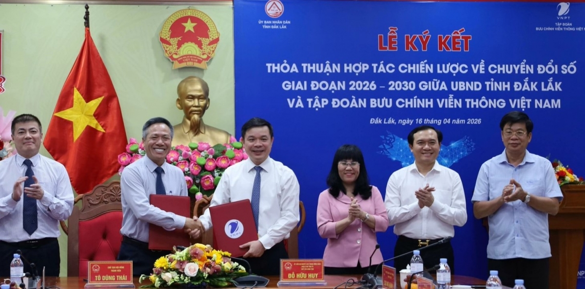 Ngành Tài chính Đắk Lắk đẩy mạnh chuyển đổi số, cải cách thủ tục hành chính, cải thiện môi trường đầu tư Ngành Tài chính Đắk Lắk đẩy mạnh chuyển đổi số, cải cách thủ tục hành chính, cải thiện môi trường đầu tư