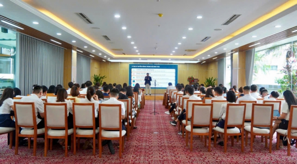Hanoitourist thúc đẩy ứng dụng trí tuệ nhân tạo vào hoạt động kinh doanh lữ hành Hanoitourist thúc đẩy ứng dụng trí tuệ nhân tạo vào hoạt động kinh doanh lữ hành