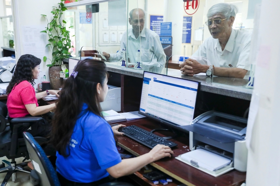Hiện đại hóa quy trình thu và cấp sổ lĩnh vực bảo hiểm xã hội