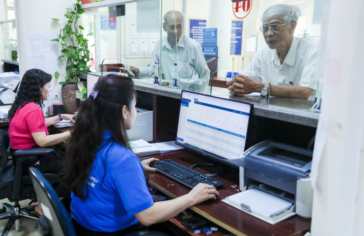 Hiện đại hóa quy trình thu và cấp sổ lĩnh vực bảo hiểm xã hội