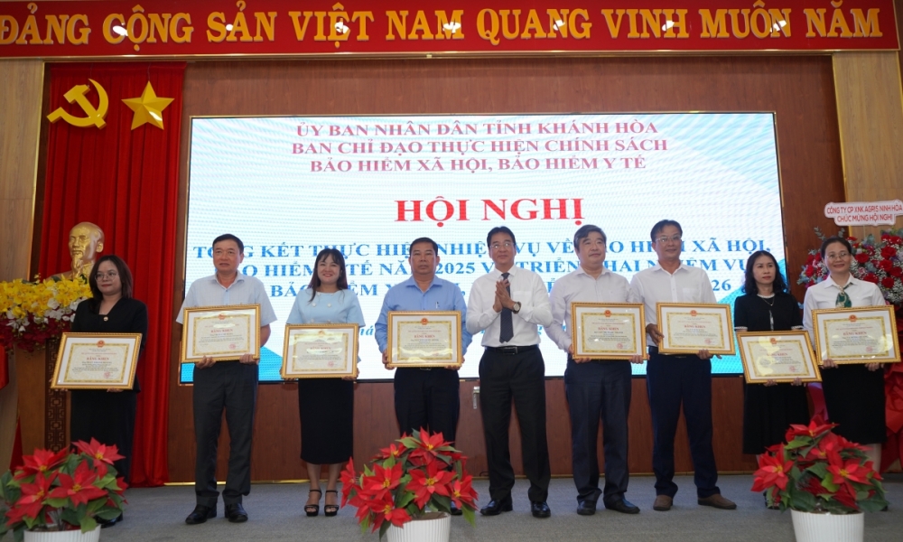 Khánh Hòa cần tăng cường giải pháp phát triển người tham gia bảo hiểm xã hội, bảo hiểm y tế