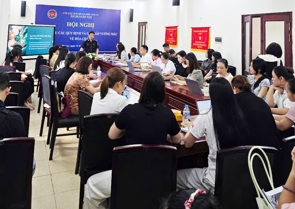 Hải quan Hà Nam gỡ vướng cho doanh nghiệp về khai báo hóa chất