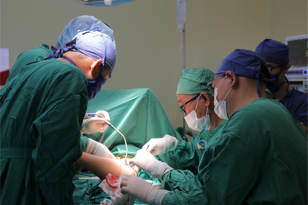 Mùa hè – “thời điểm vàng” điều trị dị tật tay chân bẩm sinh cho trẻ