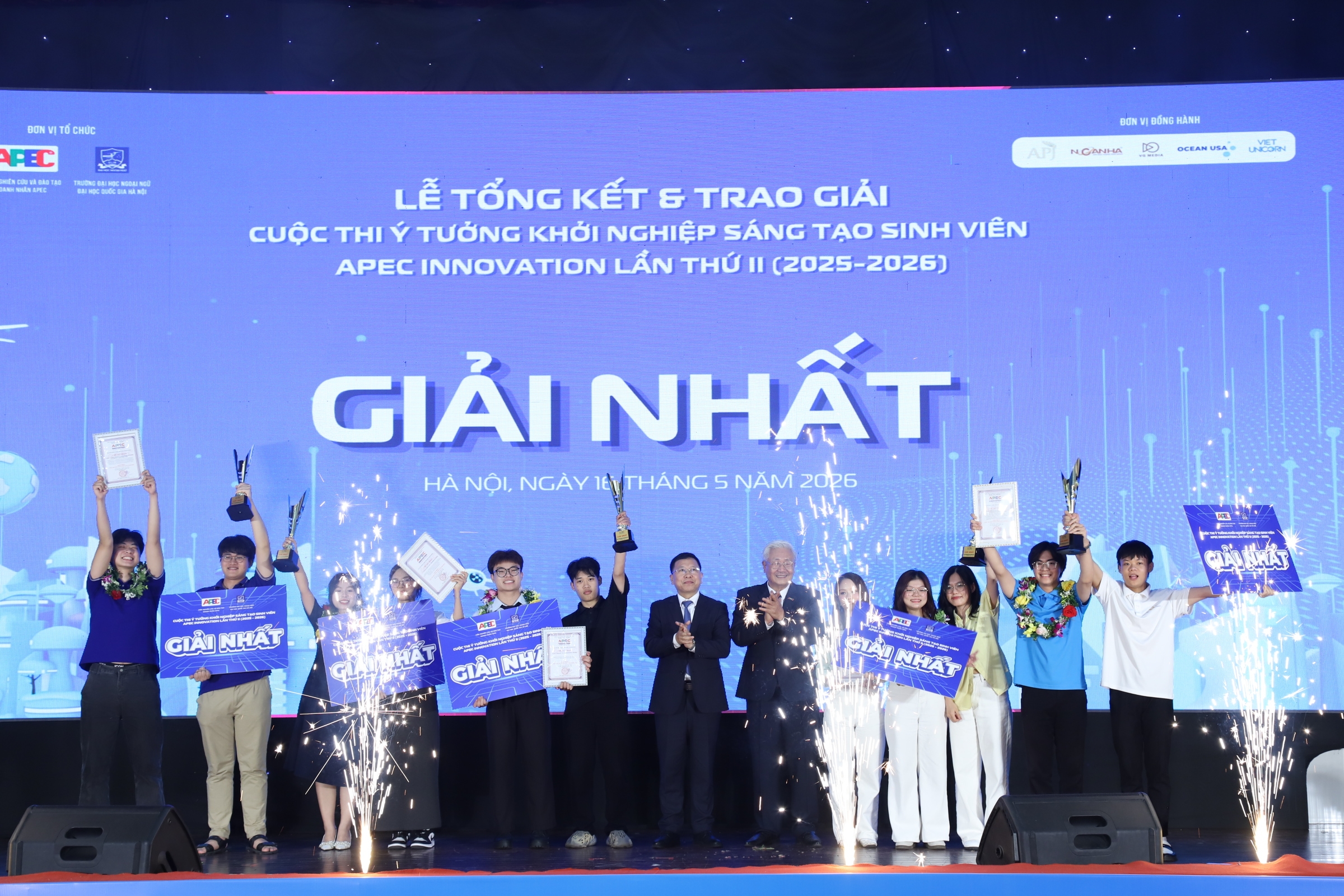 Khai phóng ý tưởng khởi nghiệp cho sinh viên Khai phóng ý tưởng khởi nghiệp cho sinh viên