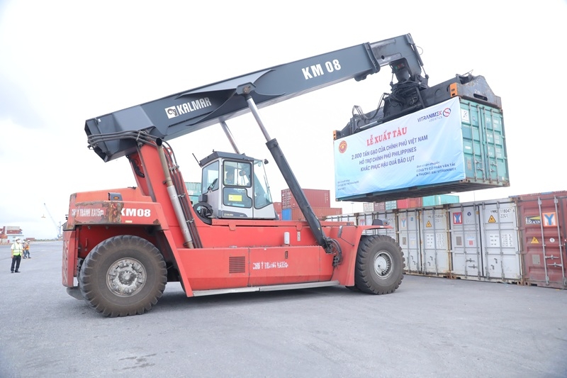 Xuất cấp kịp thời, bảo quản an toàn hàng dự trữ quốc gia Xuất cấp kịp thời, bảo quản an toàn hàng dự trữ quốc gia