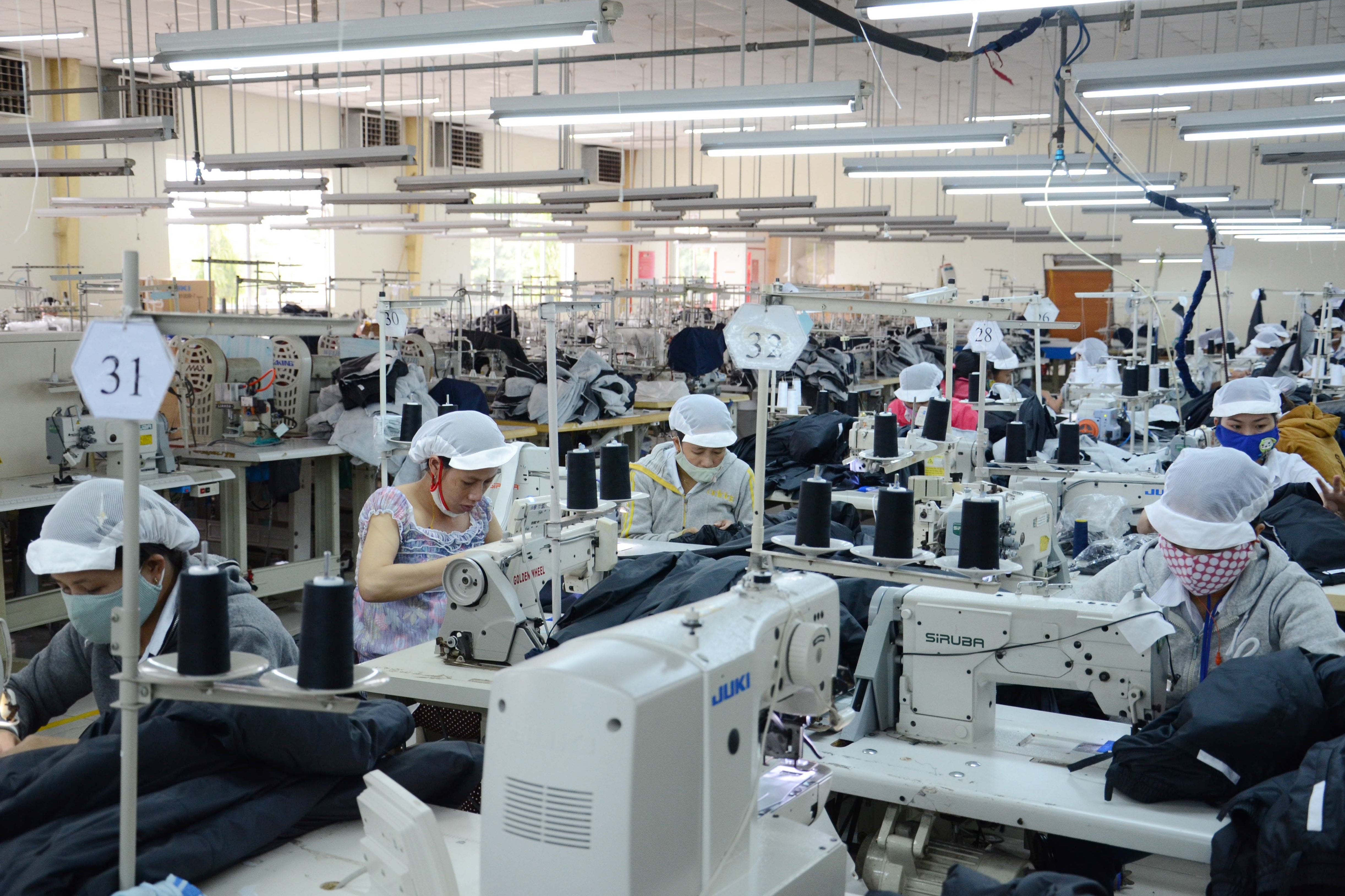 Xác định đối tượng tham gia bảo hiểm xã hội bắt buộc như thế nào?