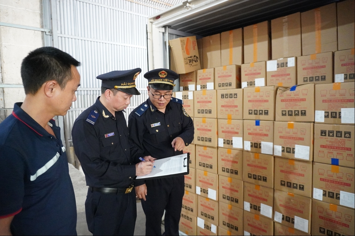 Thu ngân sách từ xuất nhập khẩu: Bứt phá từ các nhóm hàng chủ lực
