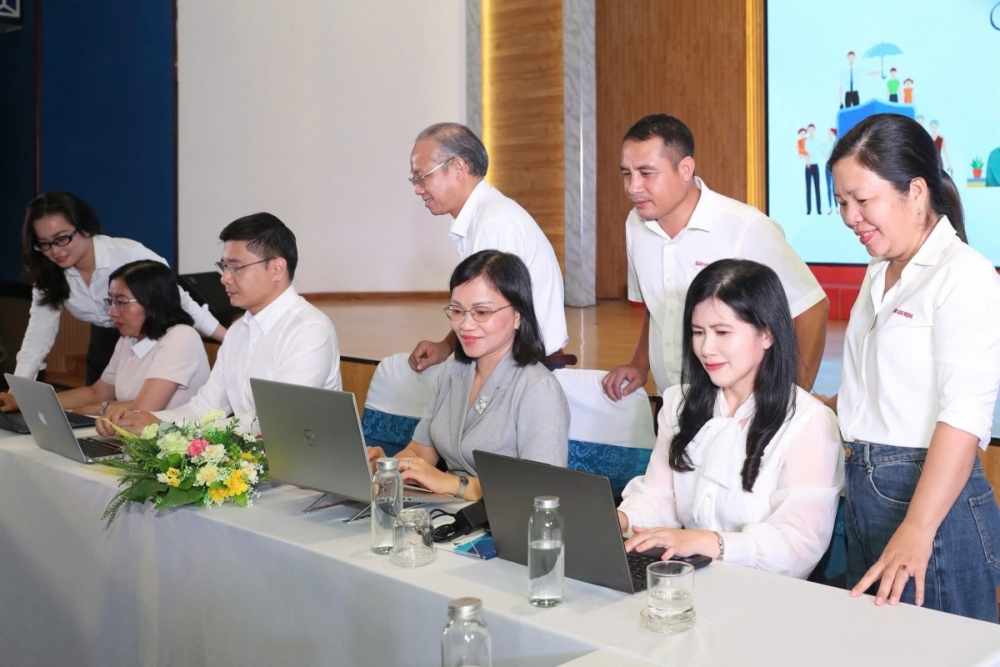 Giải đáp nhiều thắc mắc về giảm thời gian đóng bảo hiểm xã hội, tăng lương hưu