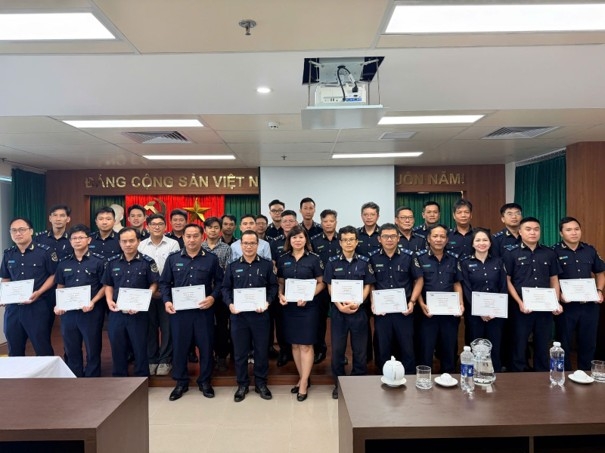 Hải quan Khu vực XII tập huấn sử dụng máy phát hiện ma túy