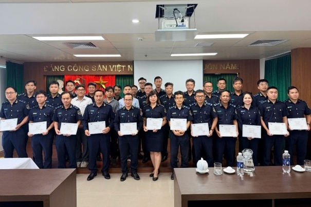 Hải quan khu vực XII tập huấn sử dụng máy phát hiện ma túy