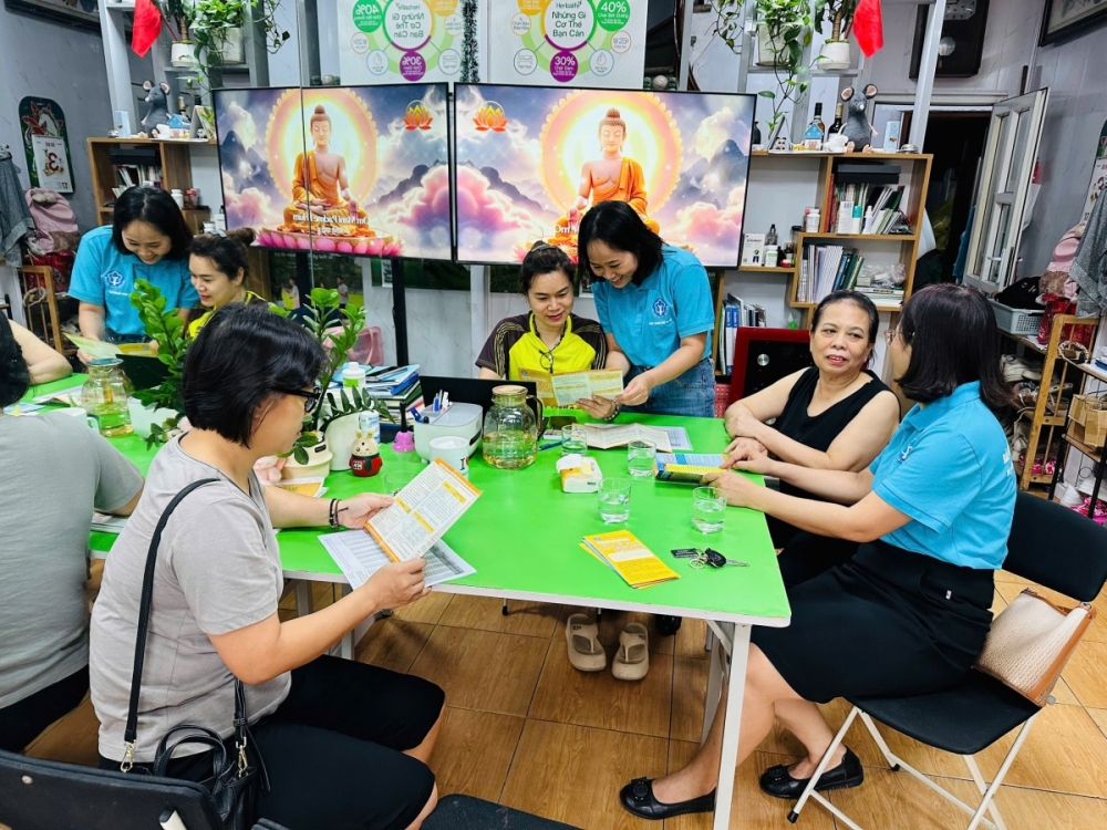 “Giá đỡ” an sinh cho lao động phi chính thức