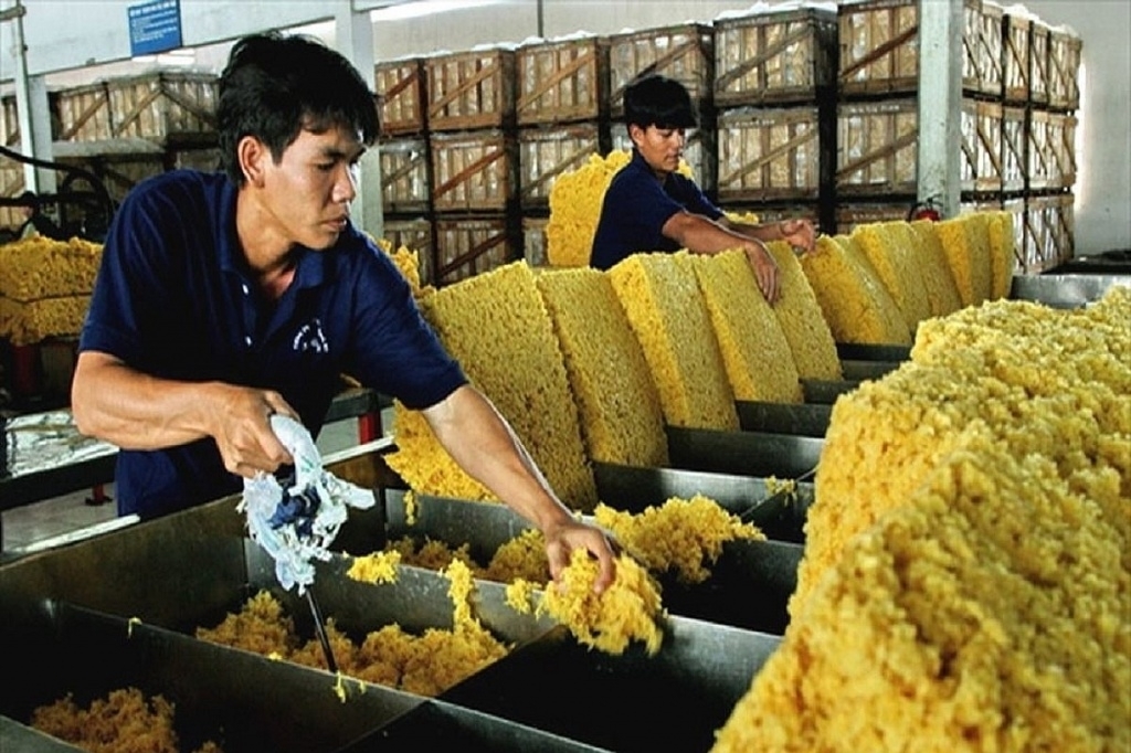 Xuất khẩu cao su tăng nhẹ
