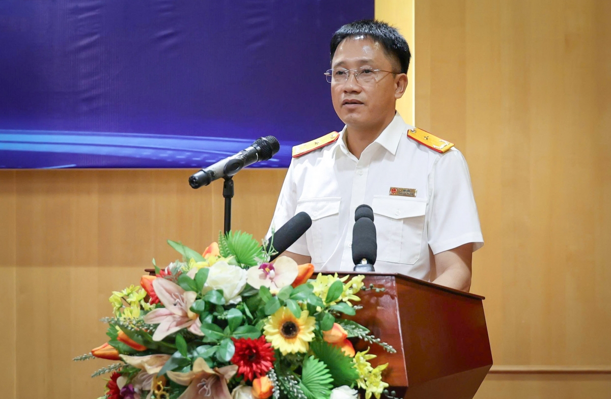 Người dân có thể nộp thuế nợ trên đường ra sân bay và xuất cảnh luôn