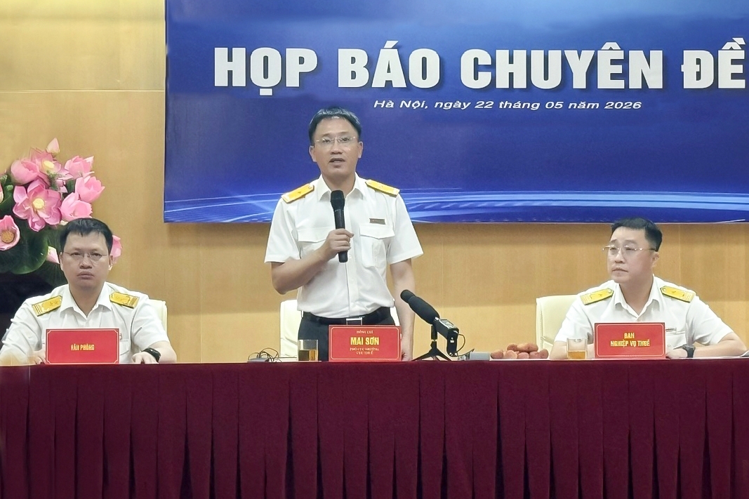 Người dân có thể nộp thuế nợ trên đường ra sân bay và xuất cảnh luôn