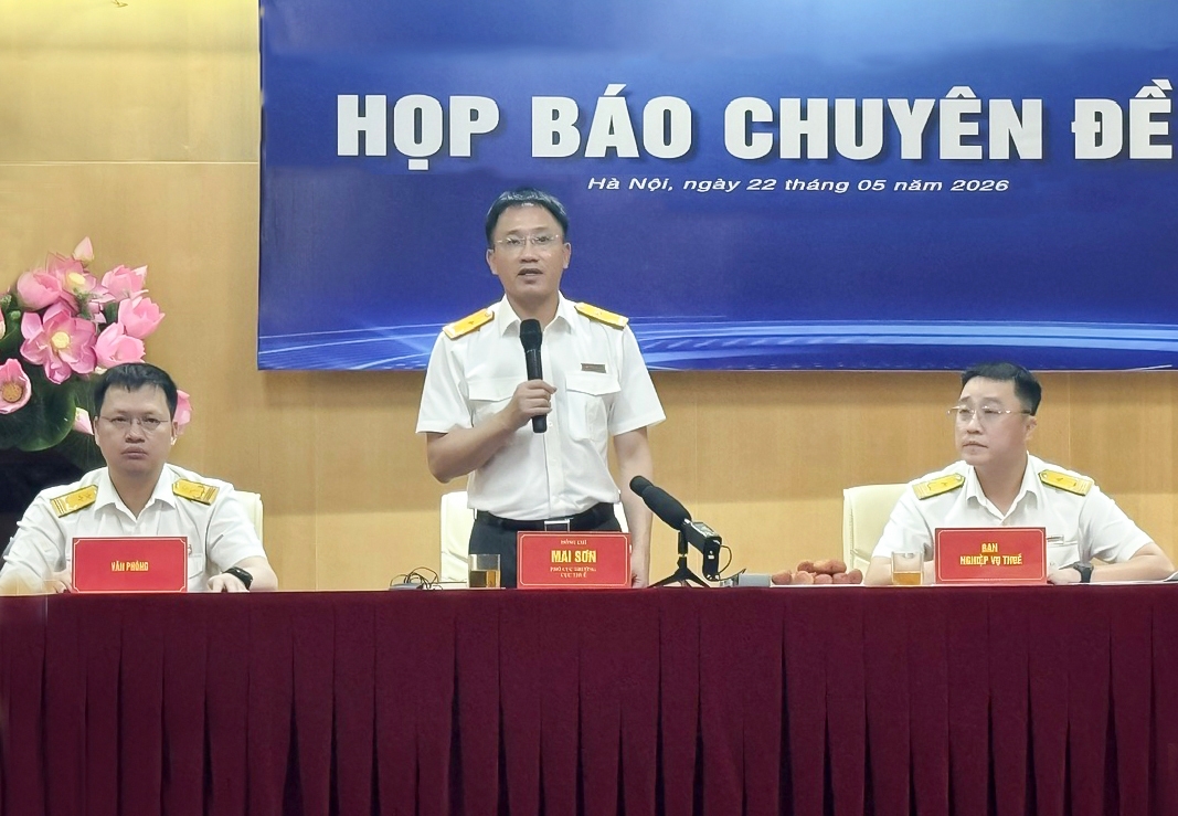 Người dân có thể nộp thuế nợ trên đường ra sân bay và xuất cảnh luôn
