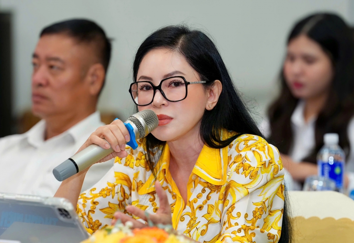 Khơi thông sức mua nội địa - “bệ đỡ” tăng trưởng kinh tế Khơi thông sức mua nội địa - “bệ đỡ” tăng trưởng kinh tế