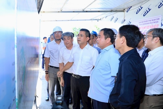Hà Nội đẩy nhanh tiến độ các dự án trọng điểm, tăng tốc giải ngân vốn đầu tư công