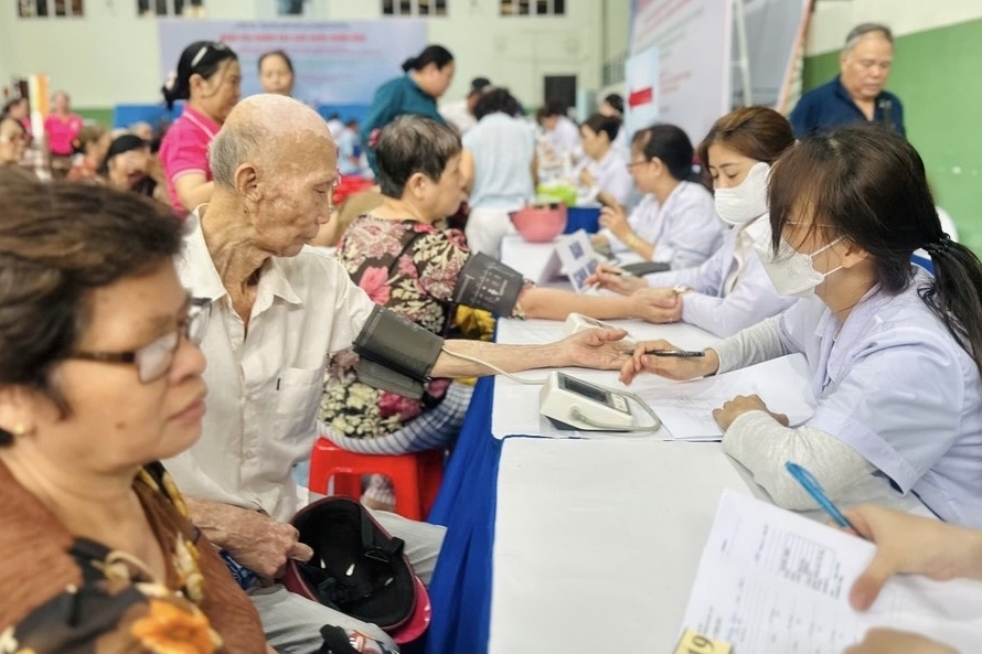 TP. Hồ Chí Minh: Người dân 9 xã, đặc khu đầu tiên được khám sức khỏe miễn phí