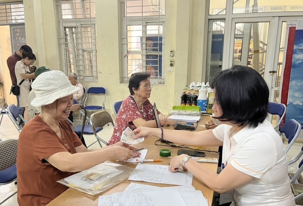 “Lưới an sinh” cho người cao tuổi không có lương hưu