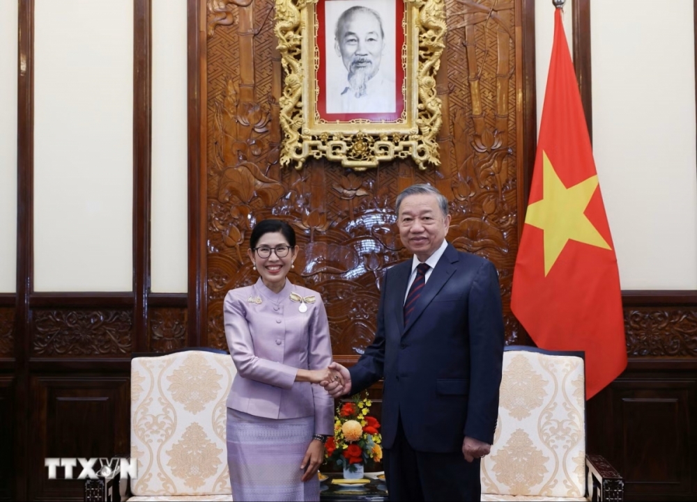 Đưa quan hệ Việt Nam-Thái Lan phát triển mạnh mẽ hơn nữa, hướng tới những tầm cao mới Đưa quan hệ Việt Nam-Thái Lan phát triển mạnh mẽ hơn nữa, hướng tới những tầm cao mới