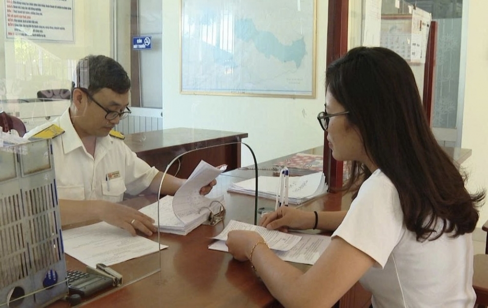 Thuế cơ sở 3 tỉnh Lâm Đồng: Thu thuế từ đất đang gặp khó