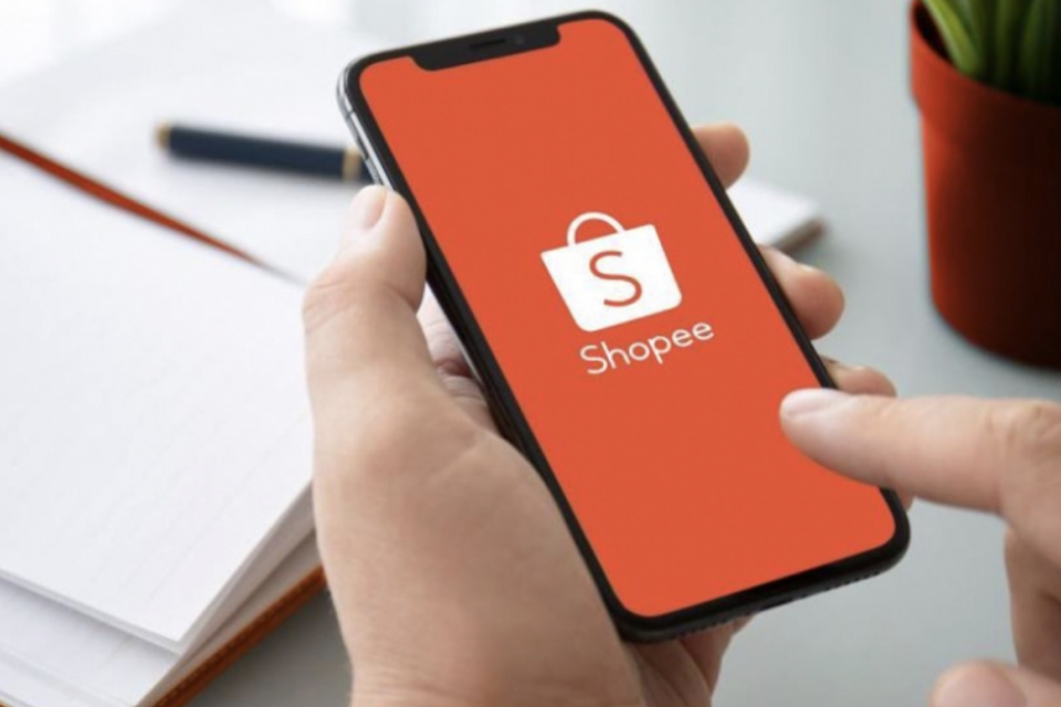 Yêu cầu Shopee không áp dụng các loại phí mới đối với người bán hàng trên nền tảng